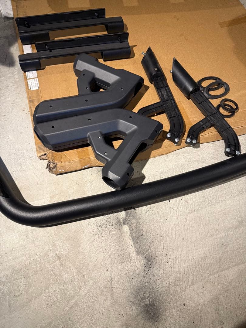 ハイラックスGUN125 ロールバー