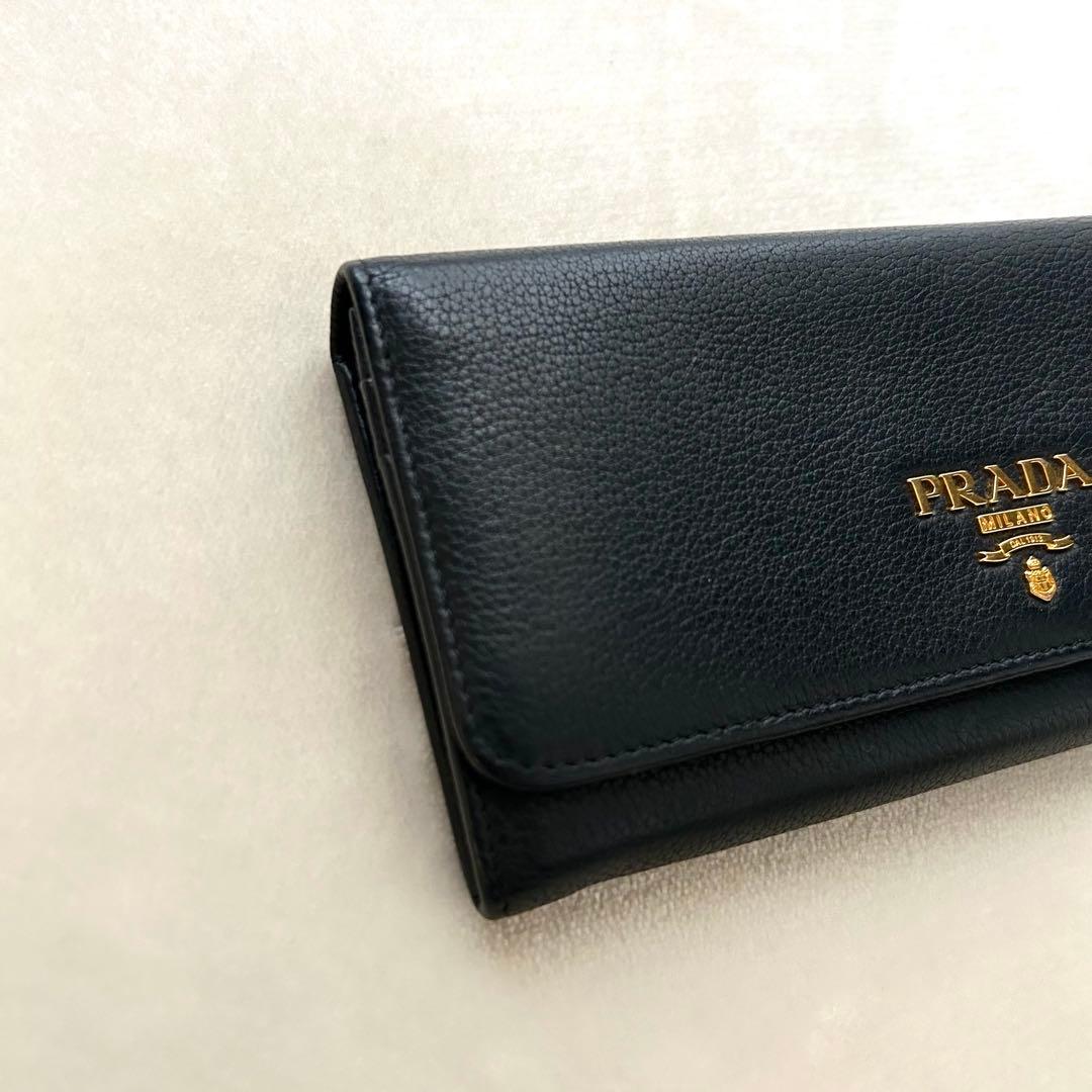 美品 PRADA プラダ 長財布 二つ折り財布 レザー 黒