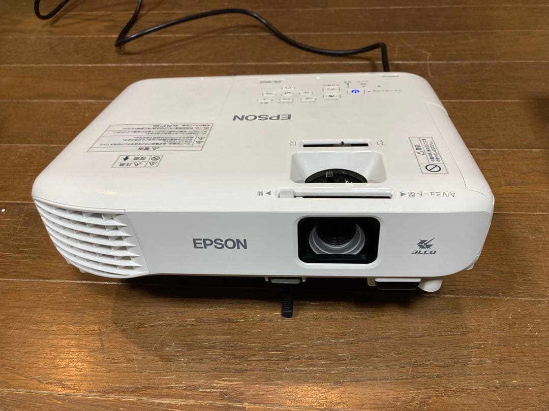 エプソン　プロジェクター　EB-W05 美品　ランプ使用時間11時間
