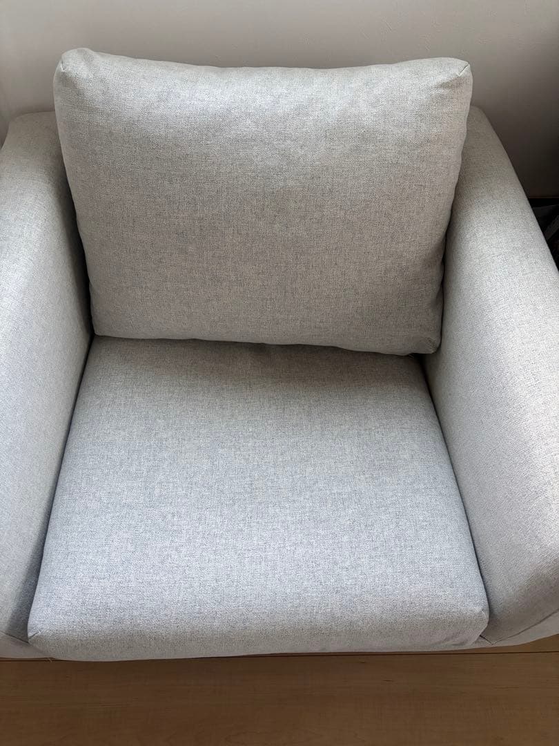 IKEA 1人掛けソファ　KOARP ライトグレー