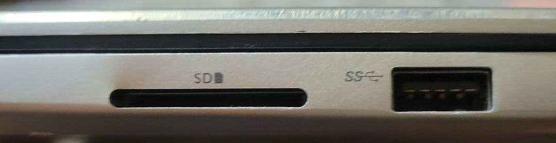 DELL inspiron 7380 i5-8265U HDMIで使用して下さい