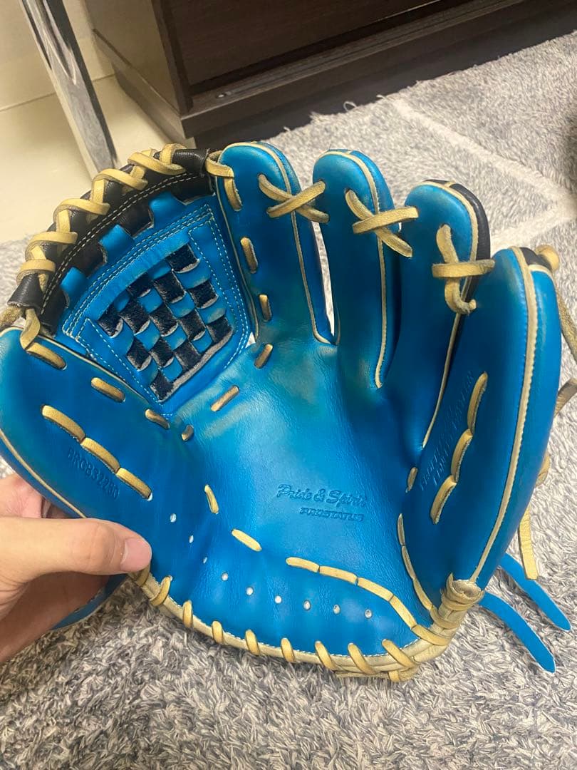 ZETTプロステータス　軟式グローブ