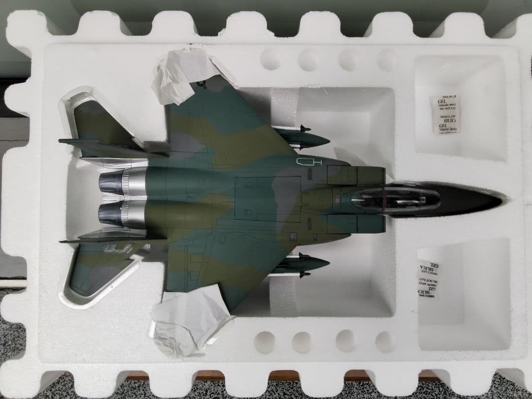 ARMOUR　F15 E Strike Eagle　1:48　メタルモデル