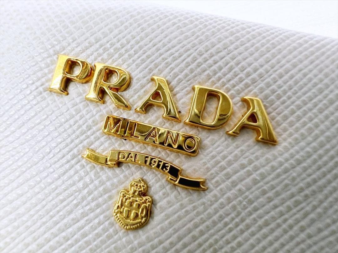美品 PRADA プラダ レザー ロゴ カードホルダー 名刺入れ ケース