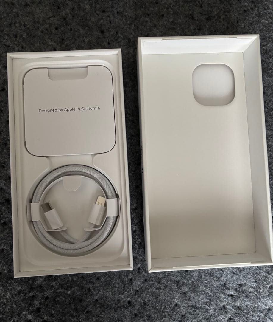 超美品 iPhone15 SIMフリー 128gbブラック