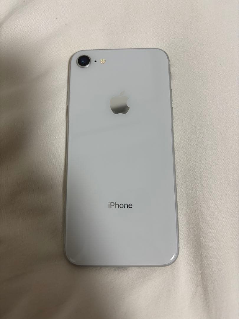 S*）様 iPhone 8 本体のみ