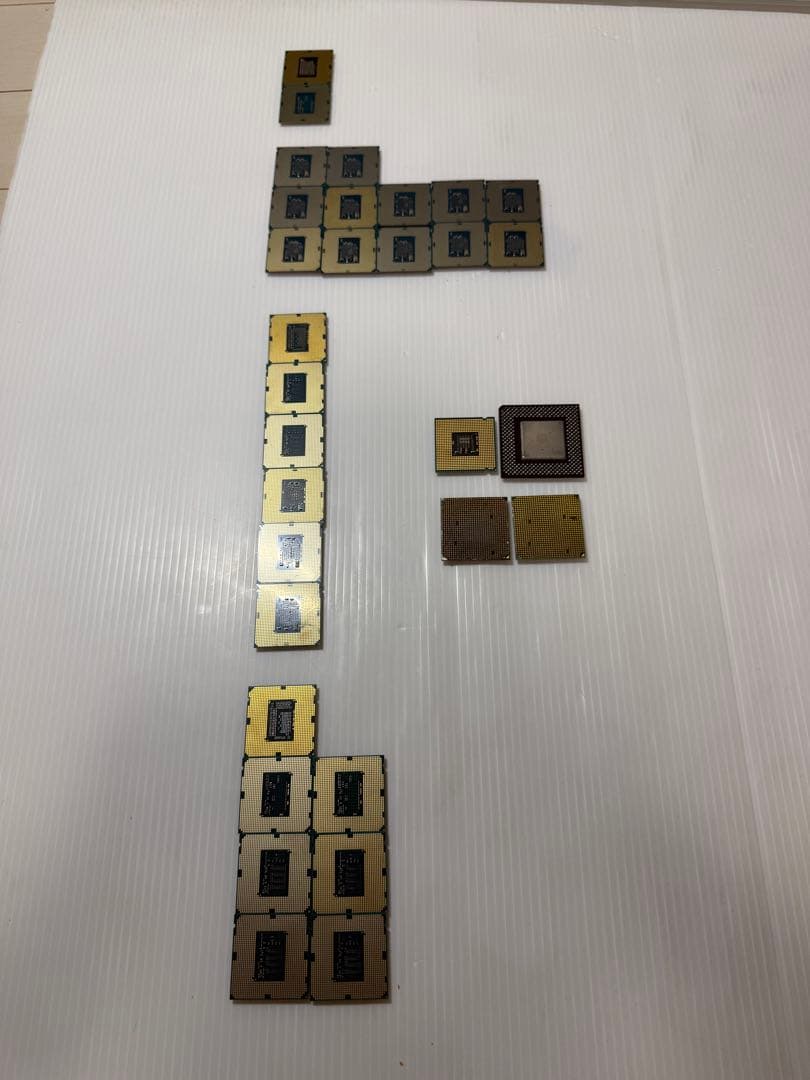 Intel インテル CPU i7 i5 i3 等合計31枚ジャンク品まとめ売り