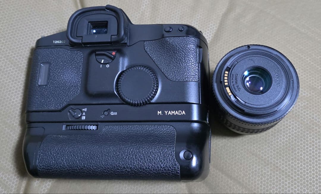 フィルムカメラ Canon eos1+POWERDRIVE BOOSTER+ef35-80mm