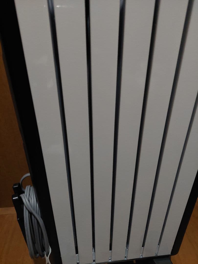 デロンギ　マルチダイナミックヒーターMDHU09−BK DeLonghi