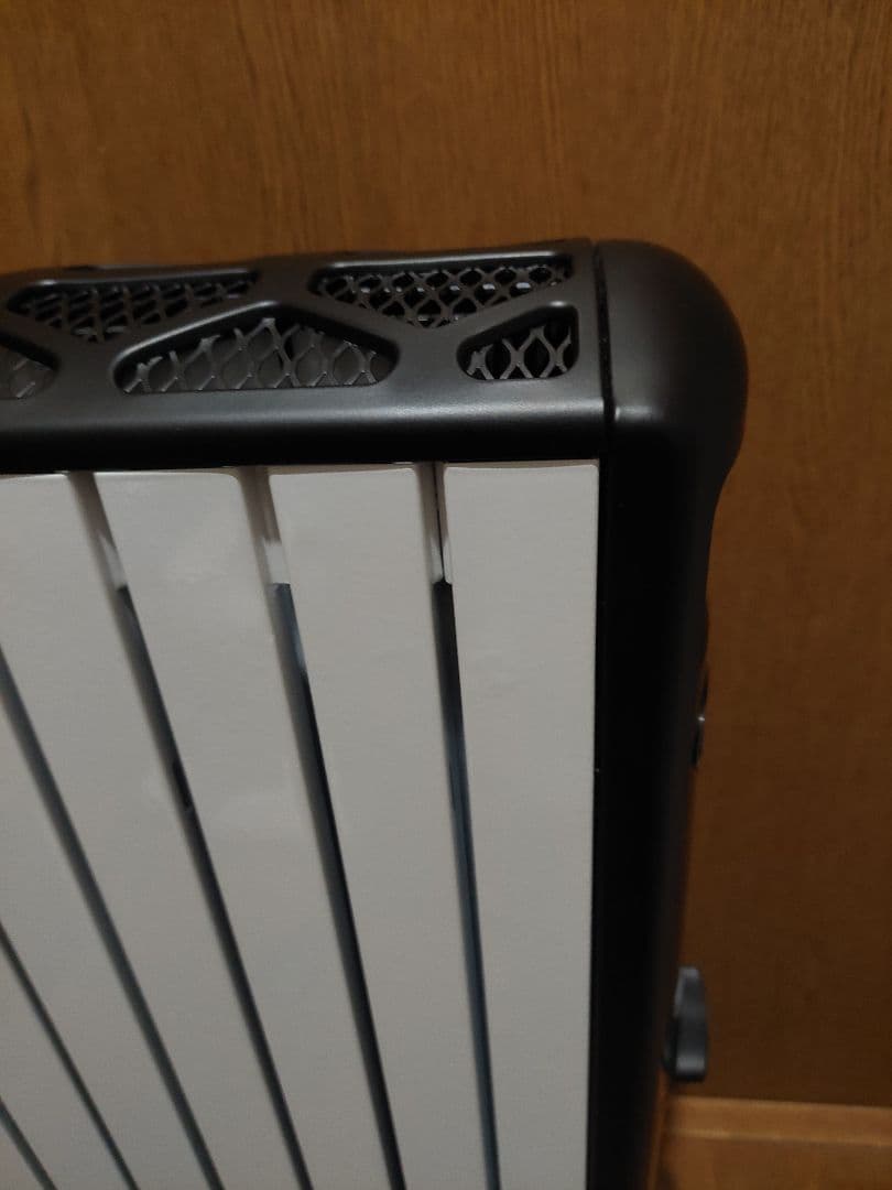 デロンギ　マルチダイナミックヒーターMDHU09−BK DeLonghi