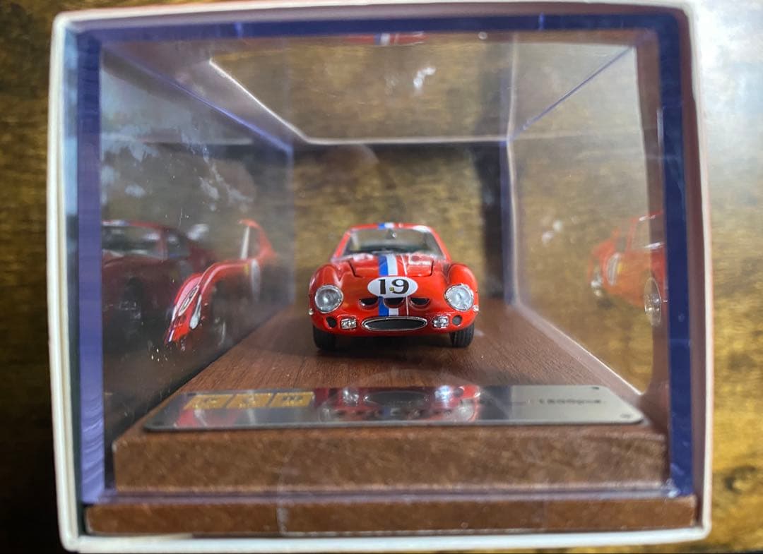 PGM 1/64 フェラーリ Ferrari 250 GTO フェラーリ 赤