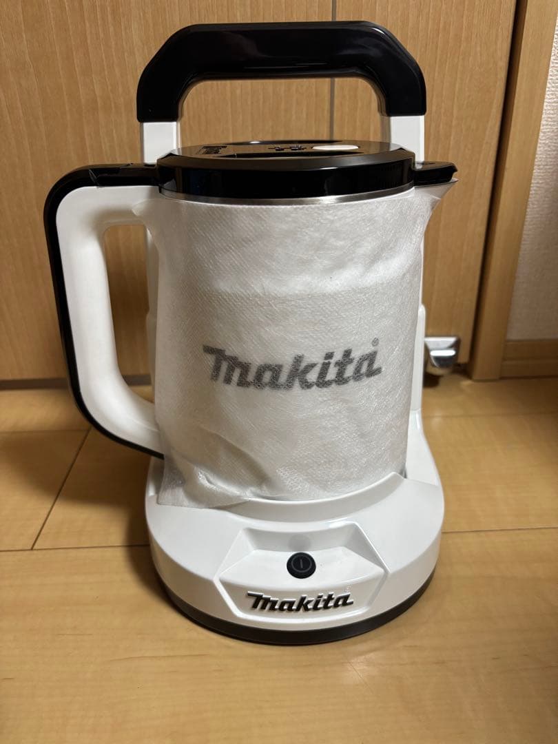 Makita 充電式電気ケトル KT360DZW