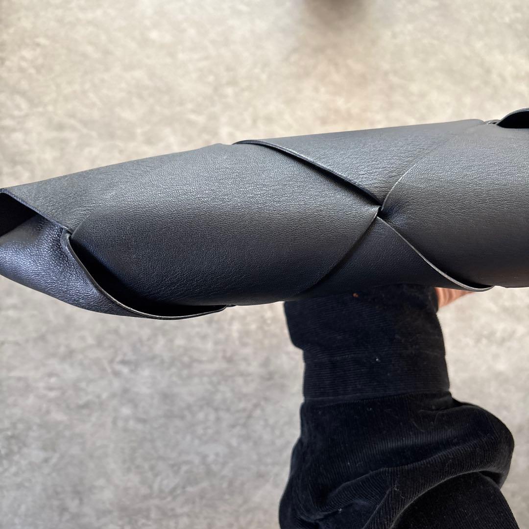 【定価20万】ボッテガヴェネタ クラッチバッグ 黒 イントレチャート カセット