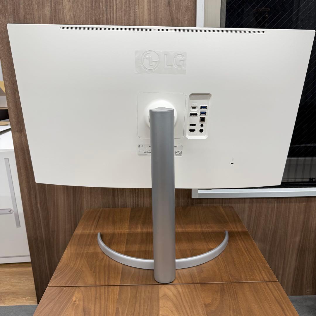 【美品】LG モニター ディスプレイ 31.5インチ(4K)