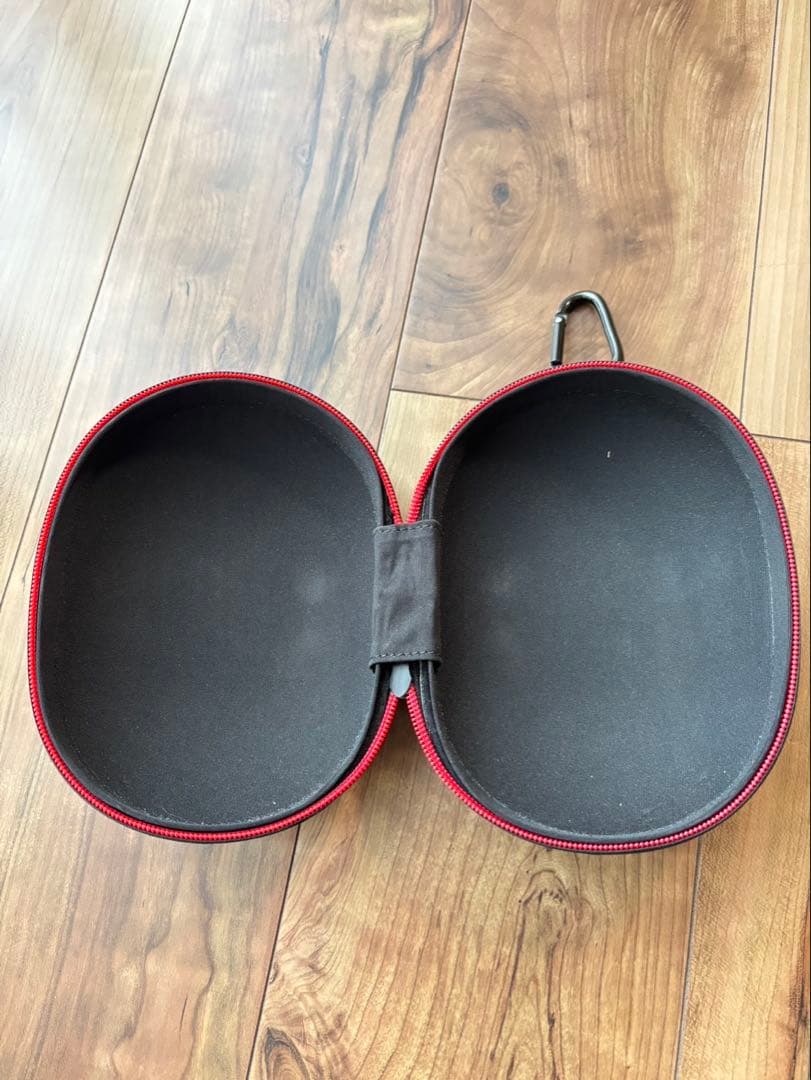 beats ヘッドホン