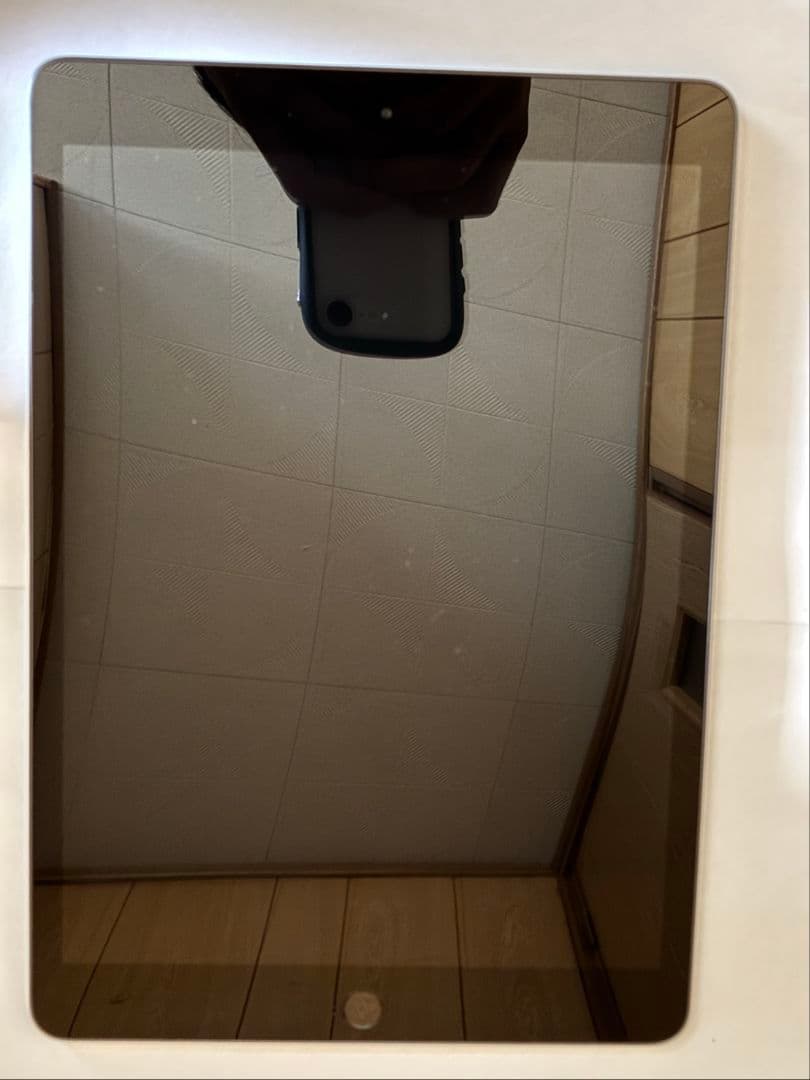 Apple　iPad8世代　スペースグレイ　32GB 　本体のみ