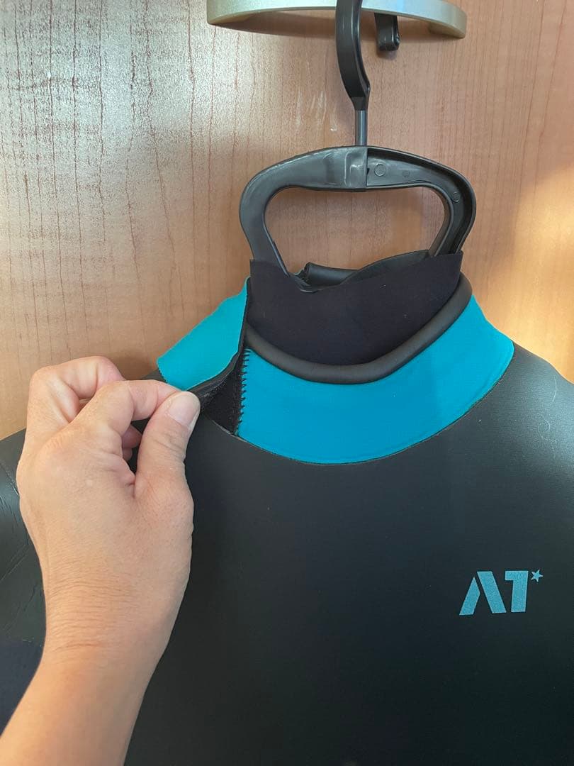 エアタイト　セミドライ　キッズ130~135cm