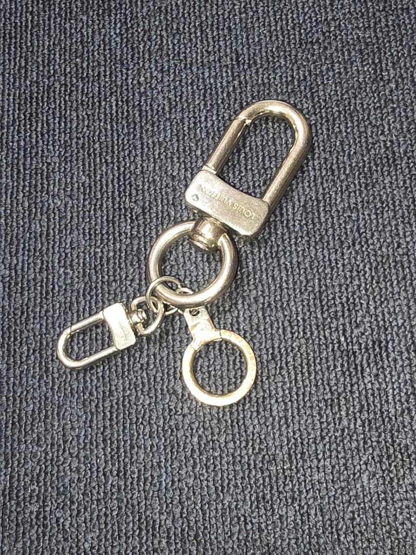 ルイヴィトン✨ LOUIS VUITTON アノクレムスクトン キーリング
