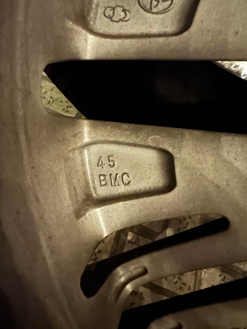 トヨタ 30アルファード 18インチ 純正ホイール 1本