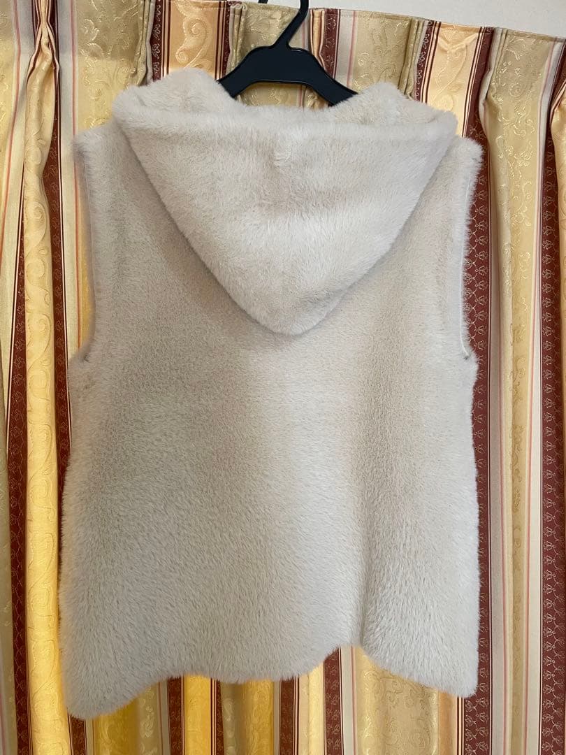 CADUNE フェザー接結ベスト