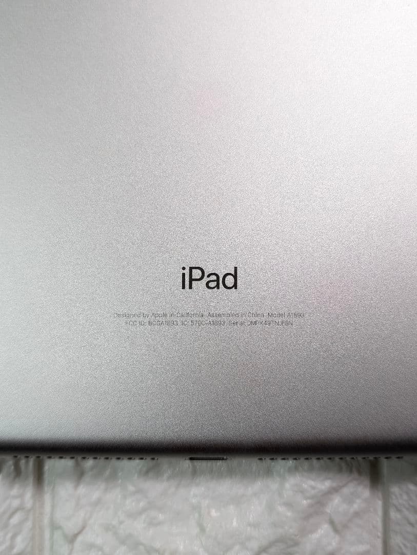 Apple iPad （第6世代）2018年モデル