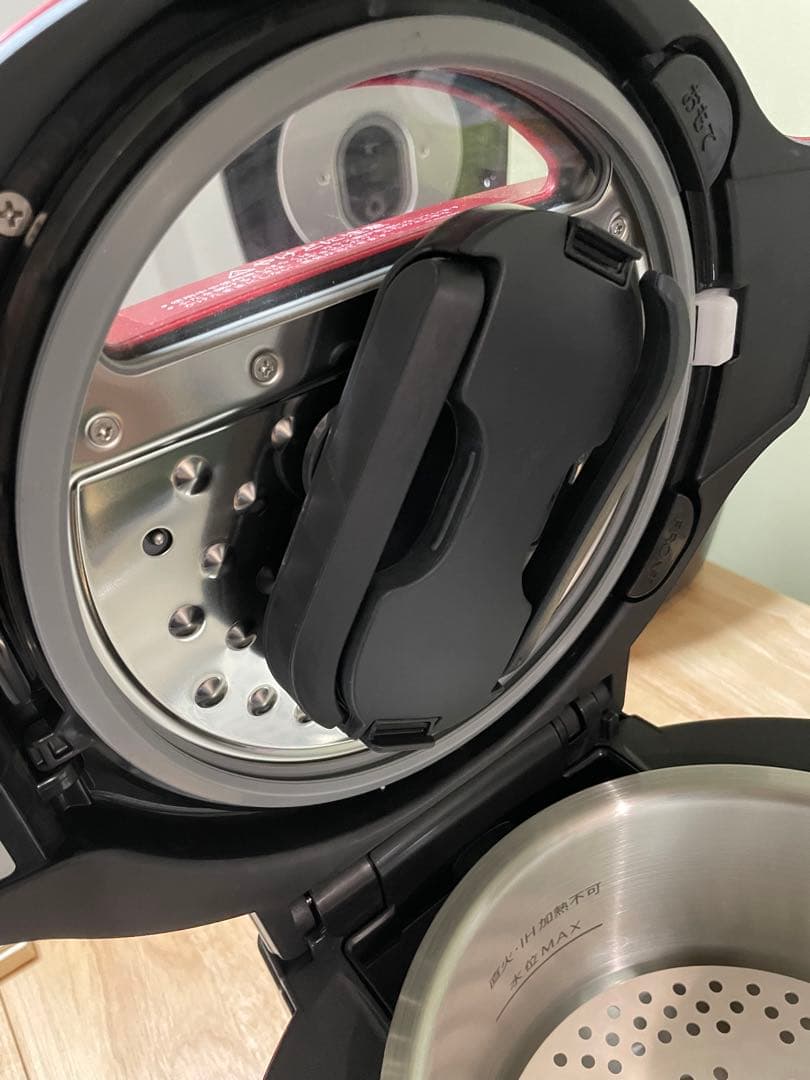 ヘルシオ　ホットクック レッド　KN-HT99A-R