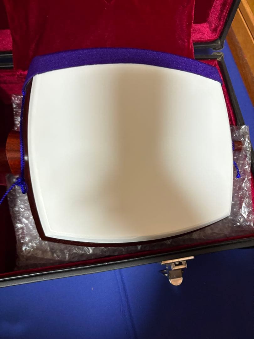 ”希少品”三味線セット　中棹（民謡、地唄、長唄兼用）ハードケース、撥、指すき付き