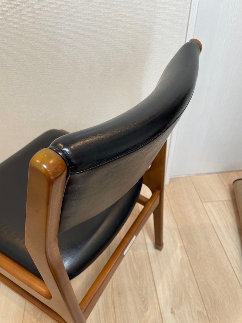 カリモク60 ｜アームレスダイニングチェア ブラック｜正規品