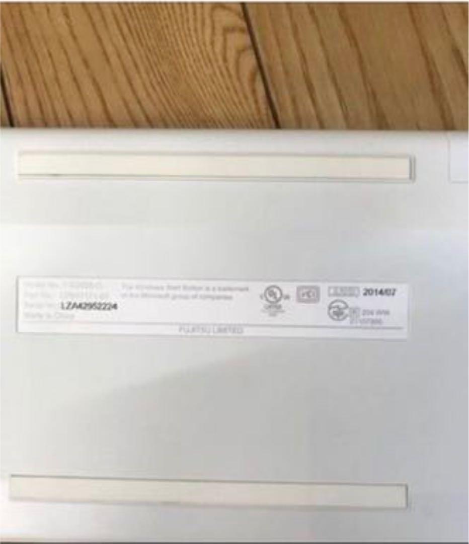 富士通パソコン　ESPRIMO WF1/M