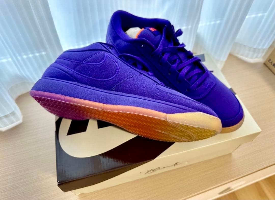 NIKE 新品27cm BOOK1