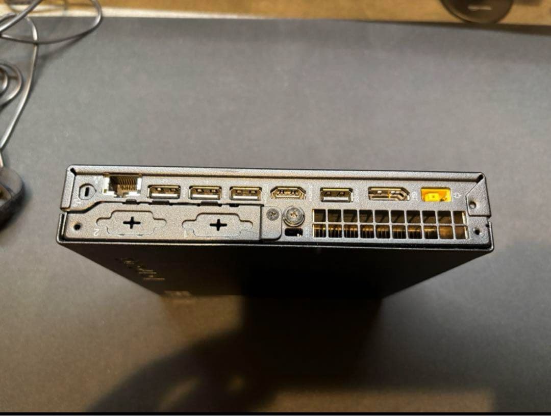 ThinkCentre M75q-1 Tiny メモリ32gb 135w