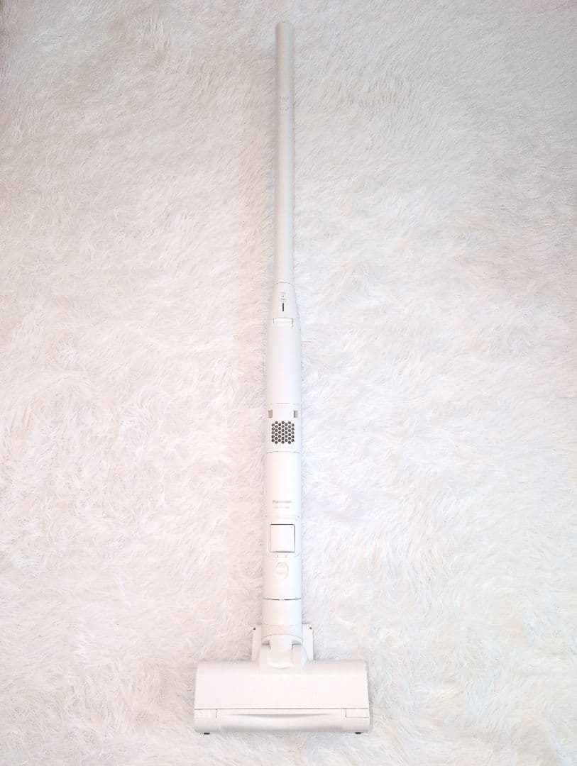 パナソニック MC-NS10K 2023年 掃除機 コードレス　純正紙パック付き