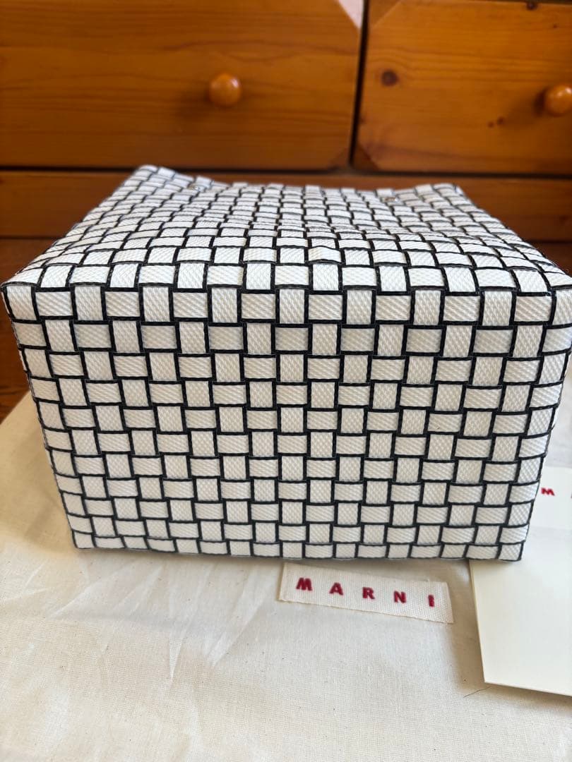 ウォーターメロン MARNI MARKET FRUIT BASKET BAG