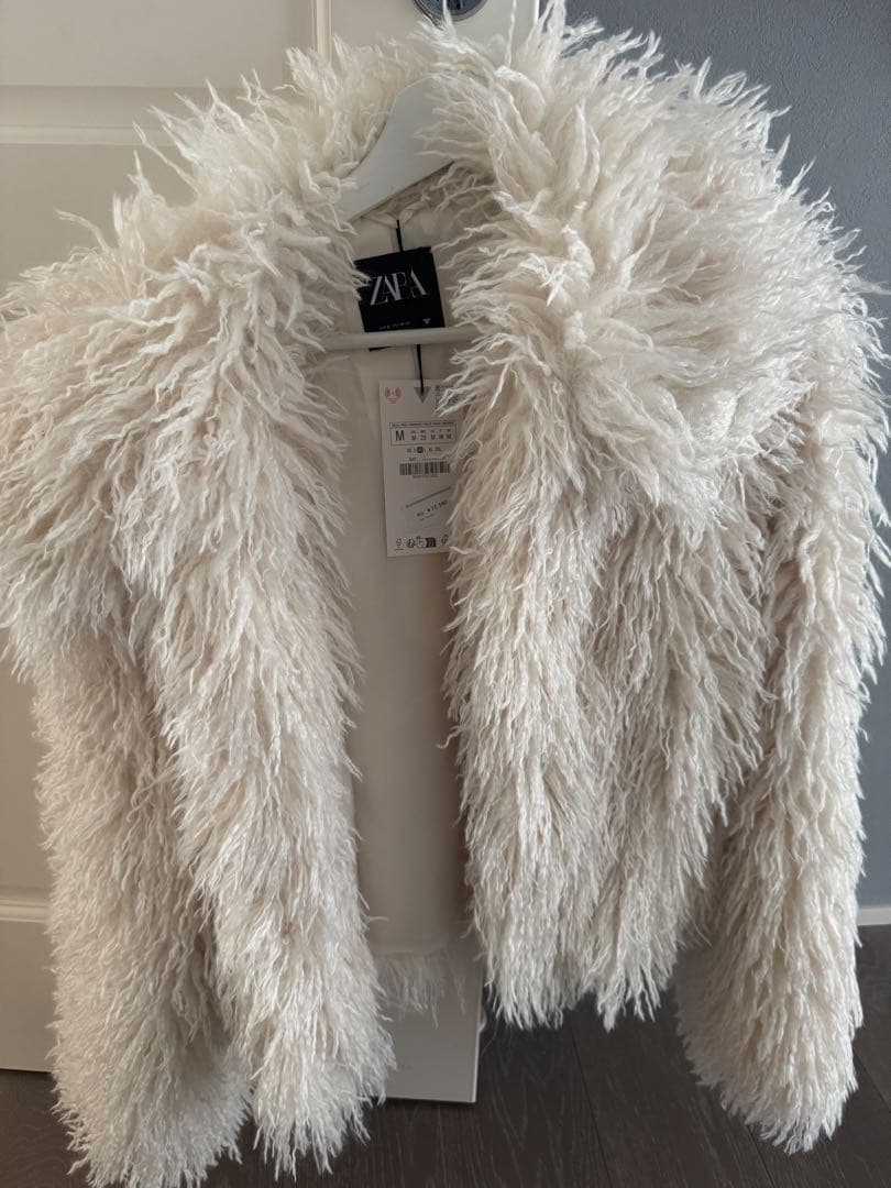 ZARA アイボリー ファーコート Mサイズ