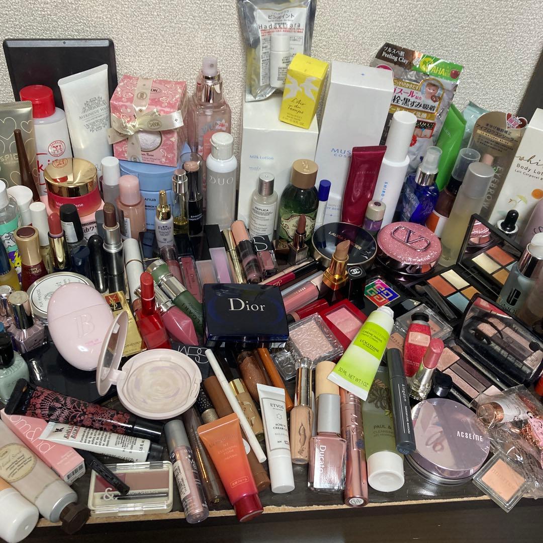コスメまとめ売り