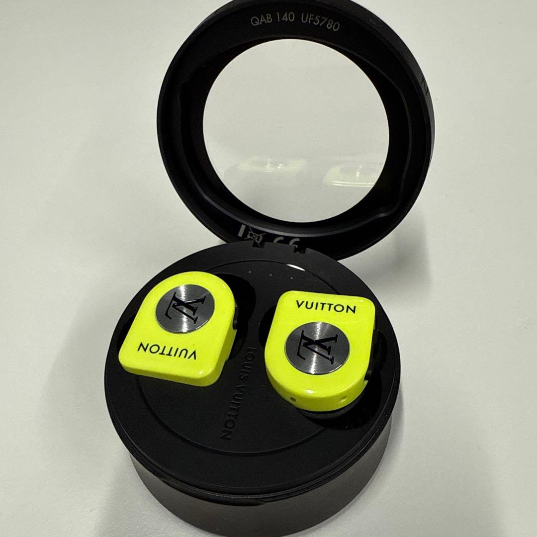 Louis Vuitton（ルイ・ヴィトン）_ワイヤレスイヤホン_イエロー