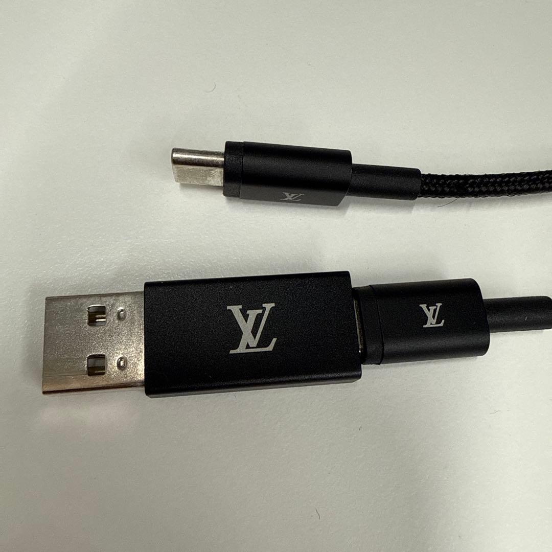 Louis Vuitton（ルイ・ヴィトン）_ワイヤレスイヤホン_イエロー