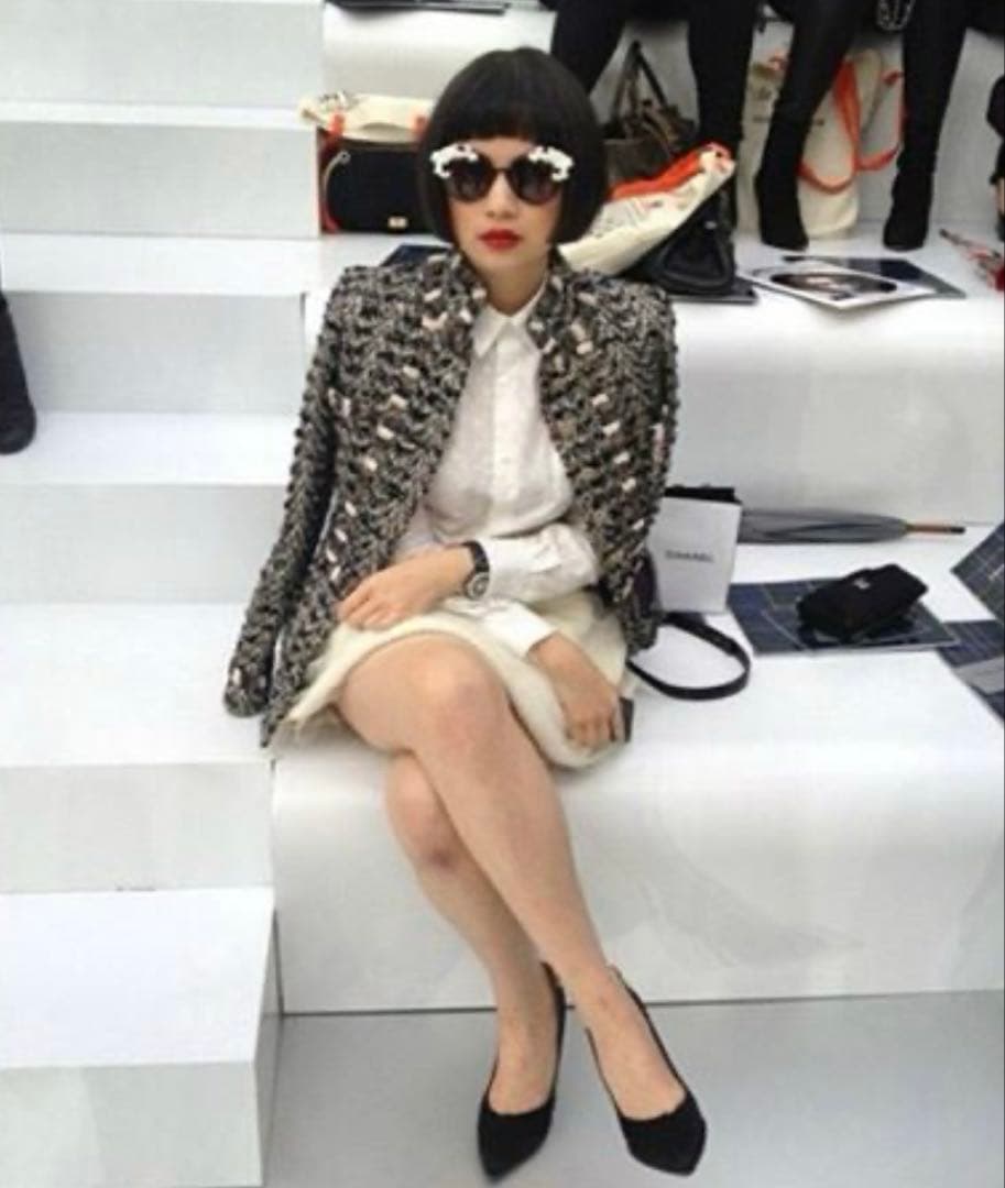 Moo Piyasombatkul サングラス gigina