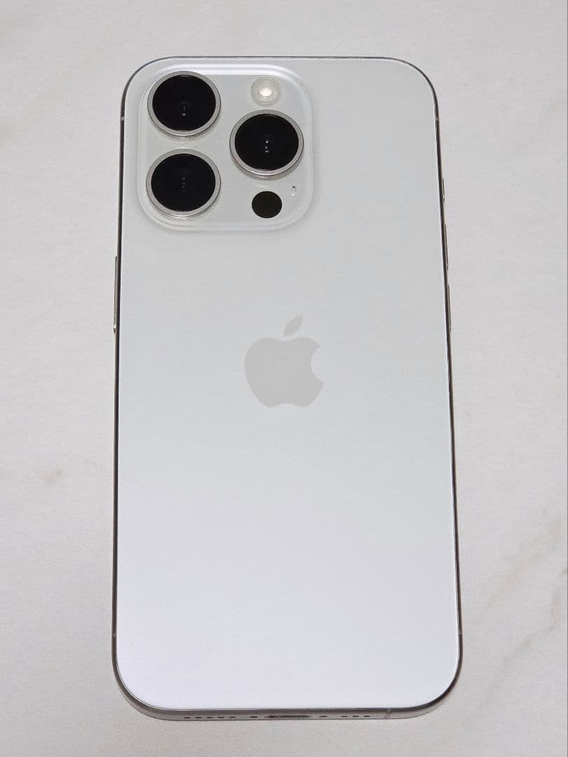 iPhone 15 Pro 128GB ホワイト SIMフリー フィルム付