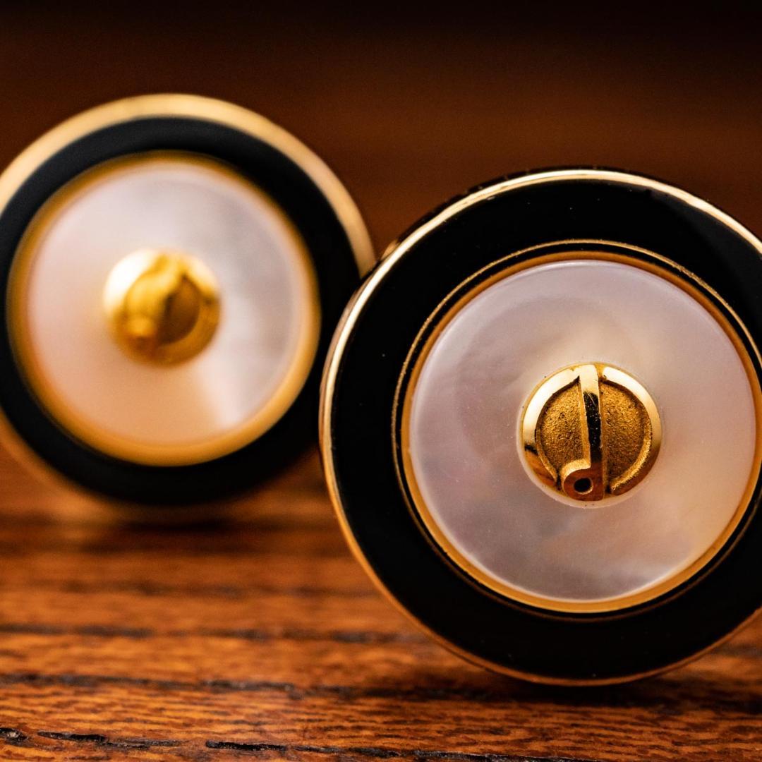 P.M☆9 Dunhill ダンヒル 大切な日の為の白蝶貝 カフリンクス