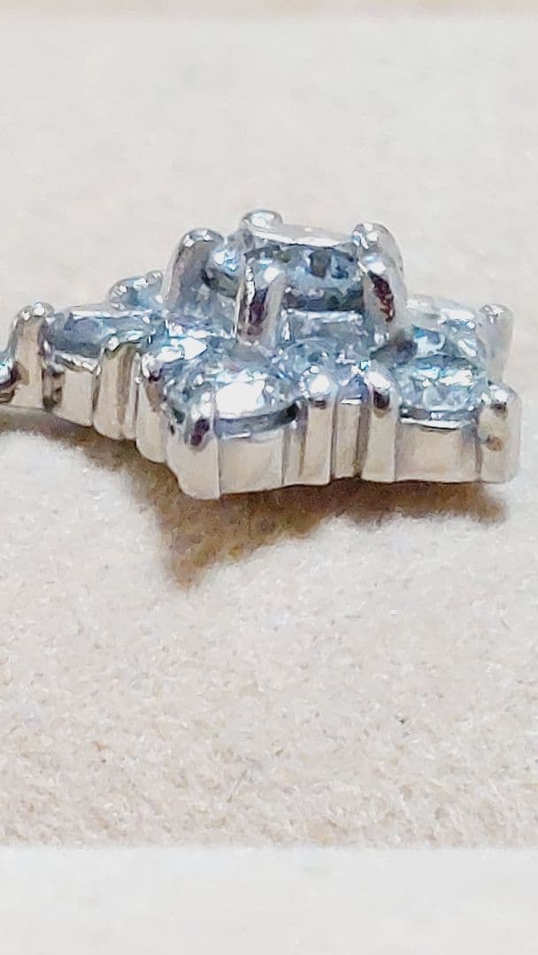 夜まで大大赤字PT900 ダイヤ0.50ペンダントトップ