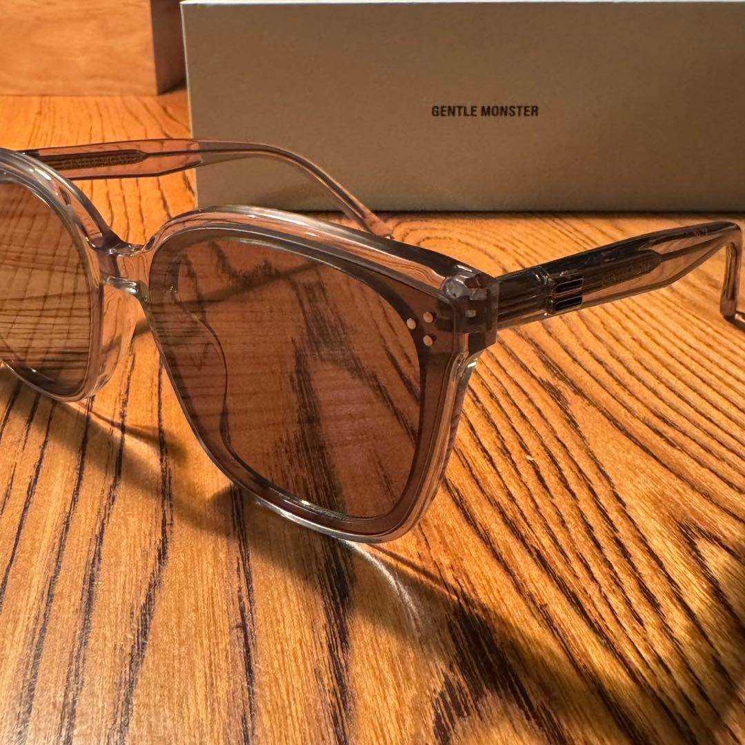 GENTLE MONSTER ジェントルモンスター BY 灰色 グレー