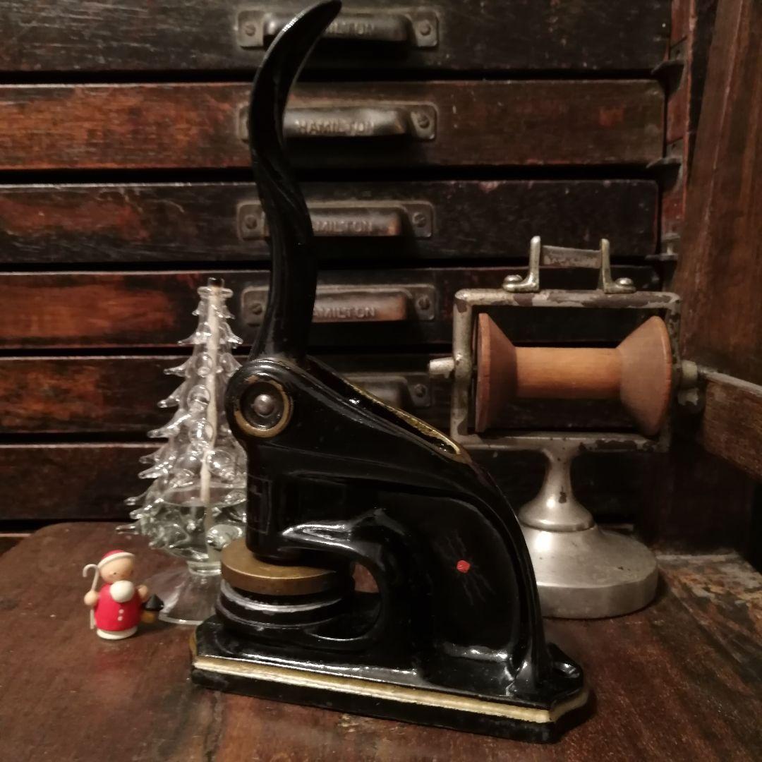 アメリカ製アンティーク エンボッサー☆スタンプ☆はんこ☆タグ☆ラベル文房具☆刻印