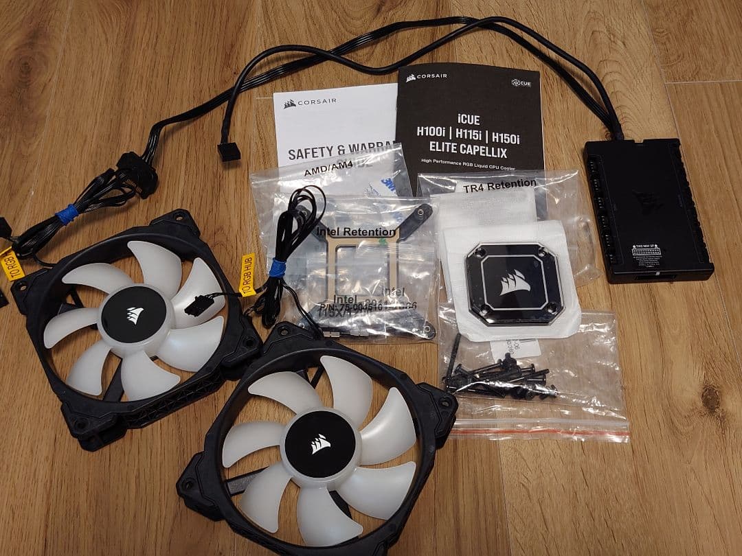 CORSAIR iCUE H100i ELITE CAPELLIX+RGBファン