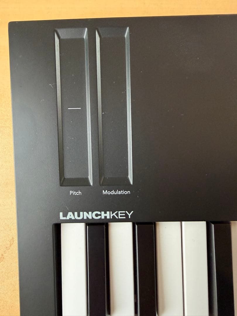 DTM・DAW Launchkey Mini 37 MK4 MIDI Novation