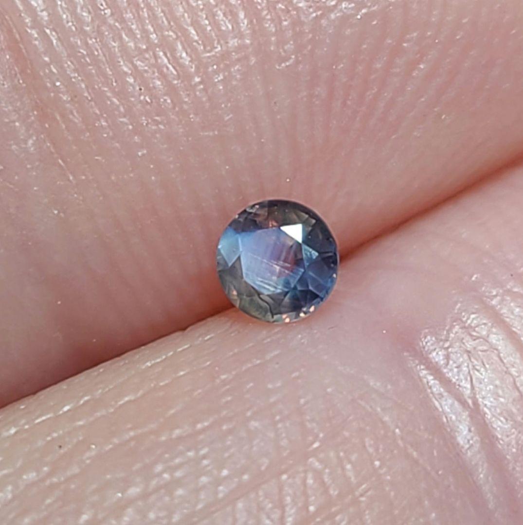 ブルーシラーが踊る!!★ブラジルアレキサンドライト★リング、ペンダント受付中