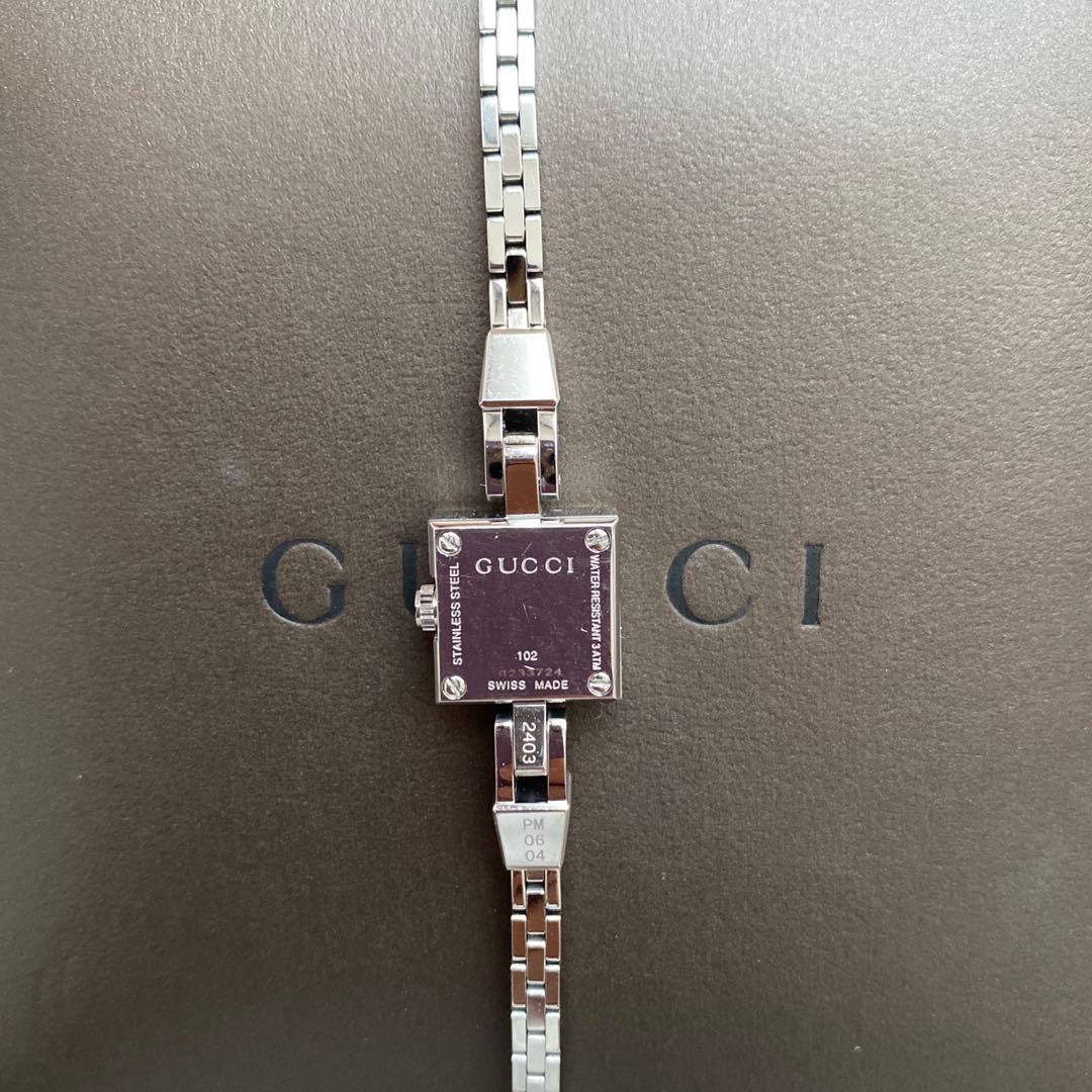 再値下げ！　美品⭐︎ グッチ GUCCI 　スクエア型時計 シルバー