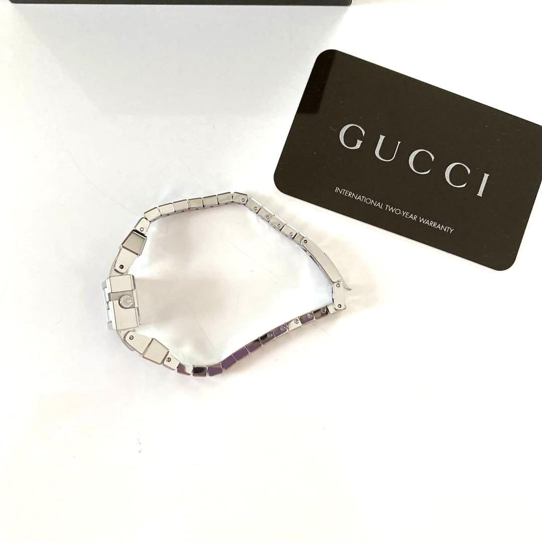再値下げ！　美品⭐︎ グッチ GUCCI 　スクエア型時計 シルバー