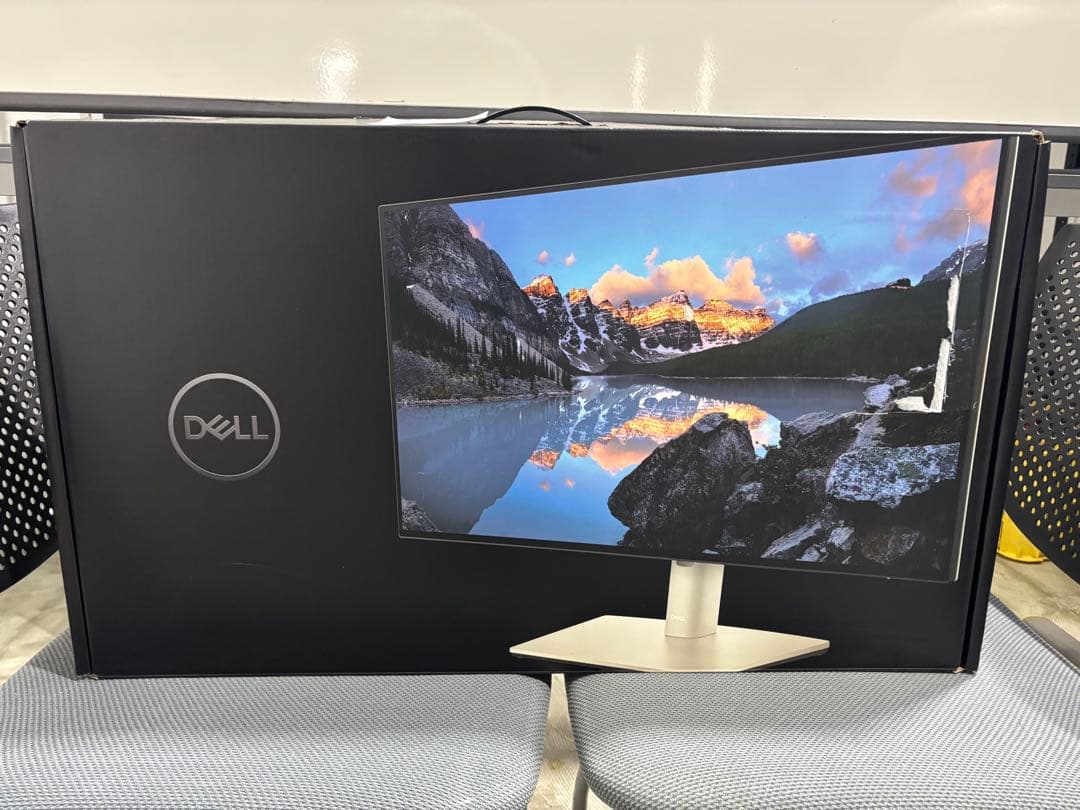 Dell U2422HE 23.8インチ USB-C HUB モニタ− ⑥