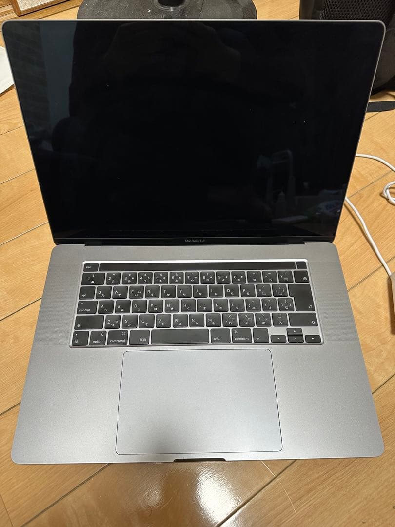 美品MacBook Pro 2019 16インCoi 9 RAM32 SSD1T